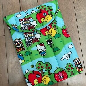 BAGGU Hello Kitty puffy laptop sleeve 13”/14”